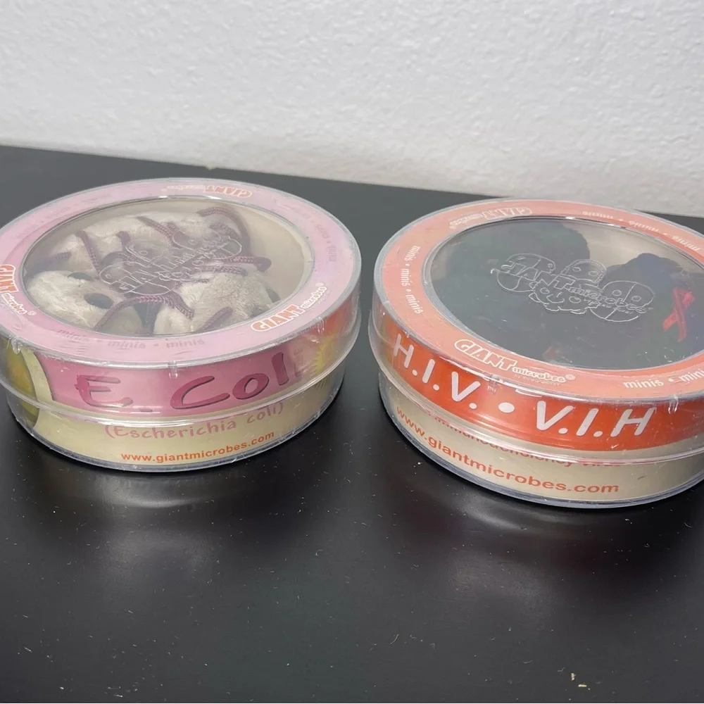 Giant Microbes Mini Plush Pertri‎ Dish Lot HIV And E Coli - New